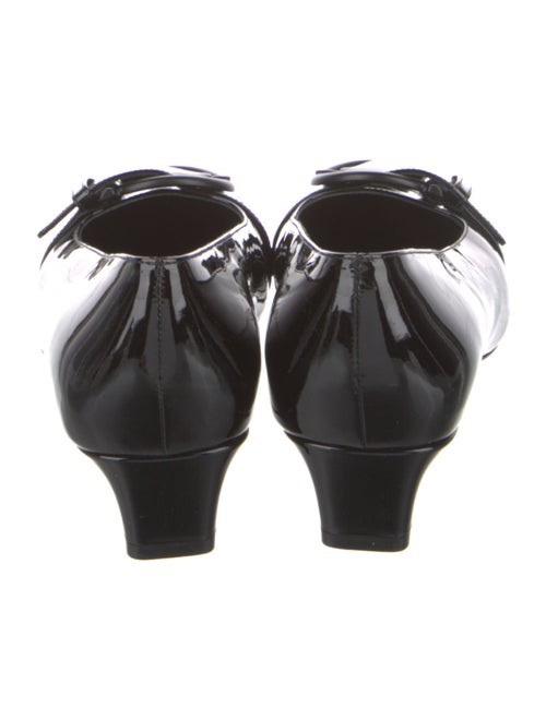Salvatore Ferragamo Vara Bow Accent Patent Leather Pumps