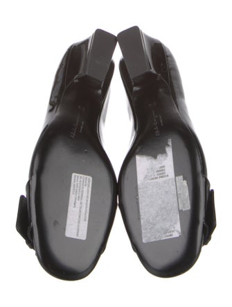 Salvatore Ferragamo Vara Bow Accent Patent Leather Pumps