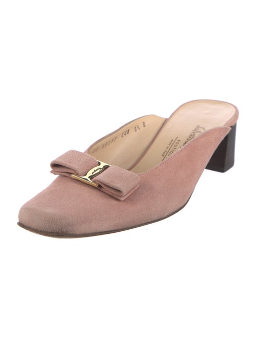 Salvatore Ferragamo Vara Bow Accent Suede Mules