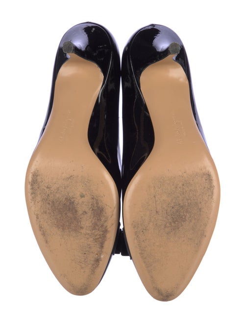 Salvatore Ferragamo Vara Bow Accent Patent Leather Pumps