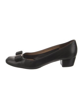 Salvatore Ferragamo Vara Bow Accent Leather Pumps