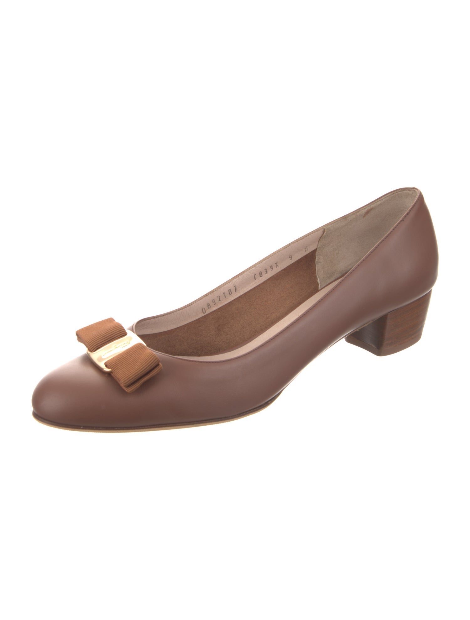 Salvatore Ferragamo Vara Bow Accent Leather Pumps