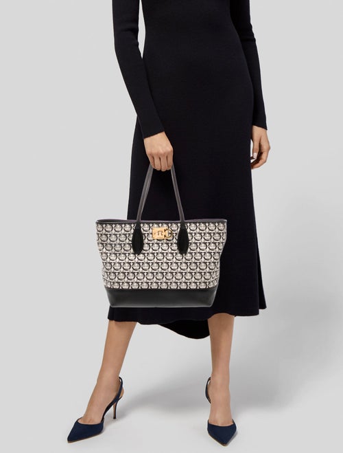 Salvatore Ferragamo Gancio Tote