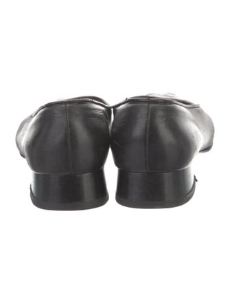 Salvatore Ferragamo Gancini Logo Leather Flats