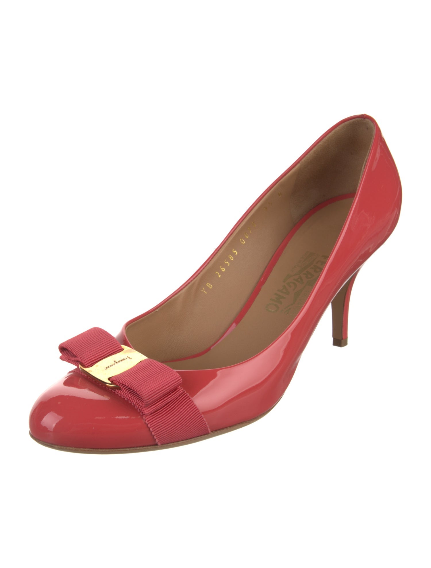 Salvatore Ferragamo Vara Bow Accent Patent Leather Pumps