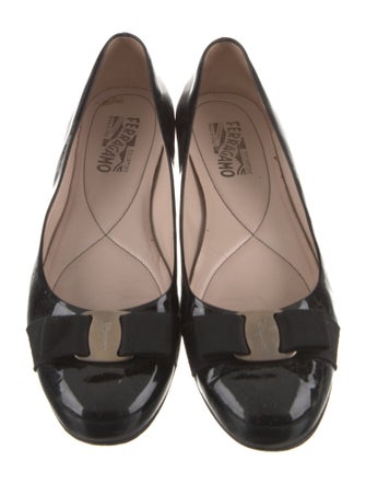 Salvatore Ferragamo Vara Bow Accent Patent Leather Flats