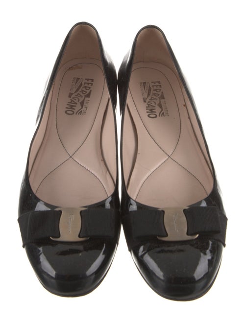 Salvatore Ferragamo Vara Bow Accent Patent Leather Flats
