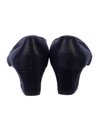 Salvatore Ferragamo Leather Pumps