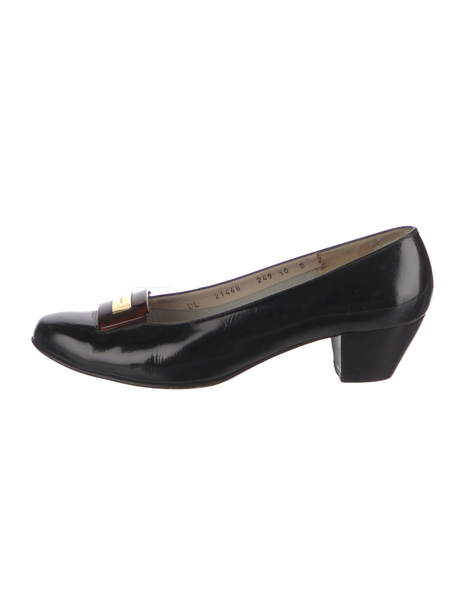 Salvatore Ferragamo Vara Bow Accent Patent Leather Pumps