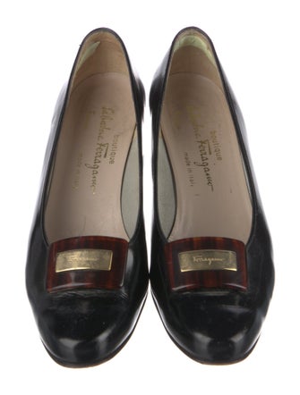 Salvatore Ferragamo Vara Bow Accent Patent Leather Pumps