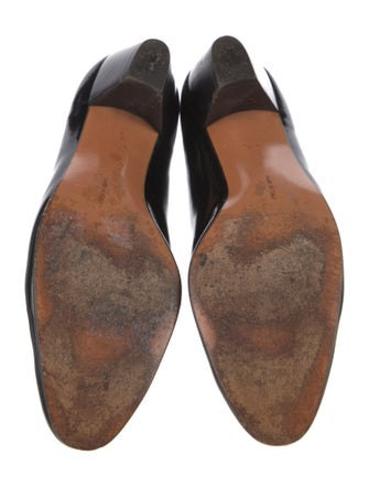 Salvatore Ferragamo Vara Bow Accent Patent Leather Pumps