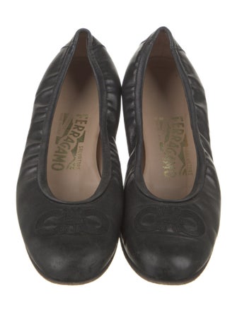 Salvatore Ferragamo Vara Bow Accent Leather Ballet Flats