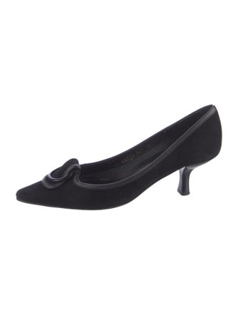 Salvatore Ferragamo Gancio Logo Suede Pumps