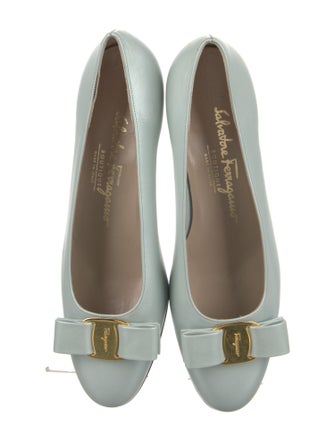 Salvatore Ferragamo Vara Bow Accent Leather Pumps