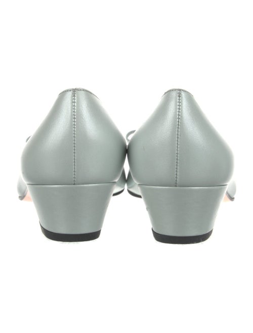 Salvatore Ferragamo Vara Bow Accent Leather Pumps