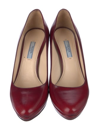 Salvatore Ferragamo Suede Pumps