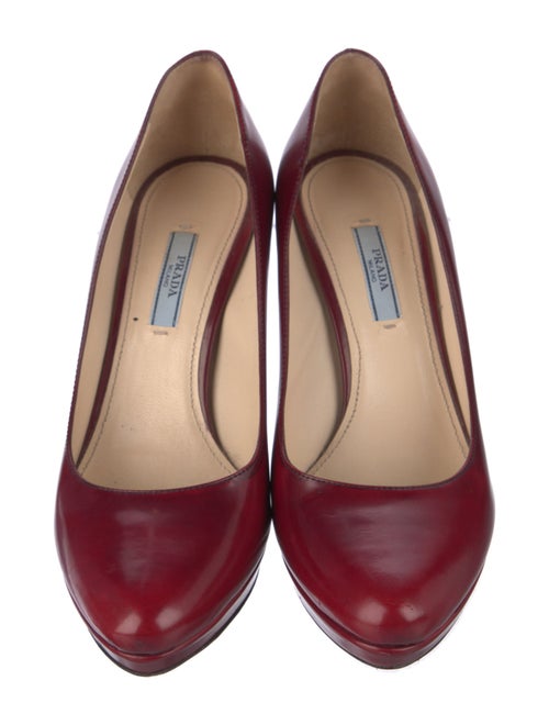 Salvatore Ferragamo Suede Pumps