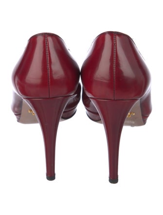 Salvatore Ferragamo Suede Pumps