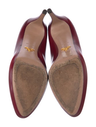 Salvatore Ferragamo Suede Pumps