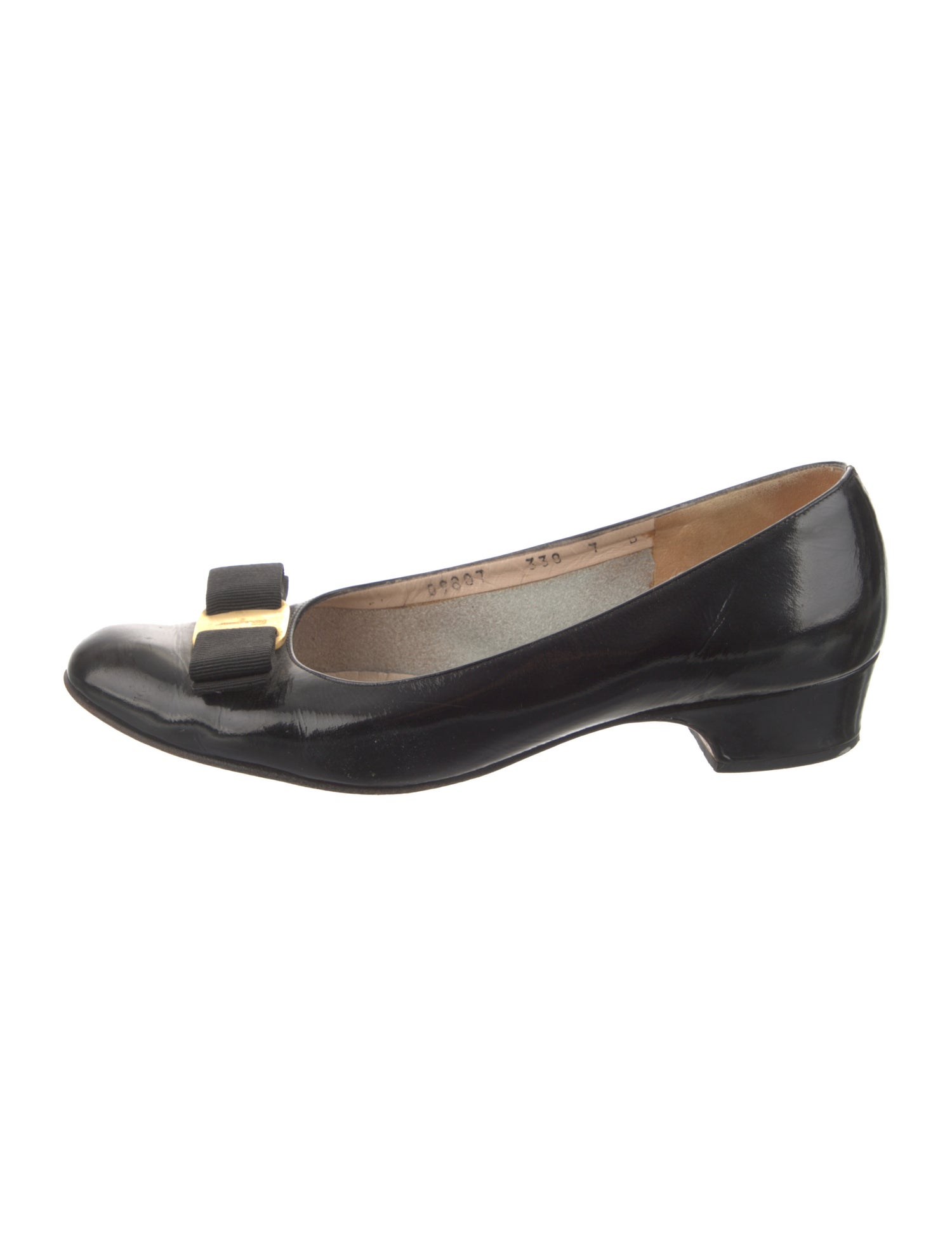 Salvatore Ferragamo Vara Bow Accent Patent Leather Pumps