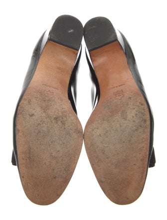 Salvatore Ferragamo Vara Bow Accent Patent Leather Pumps