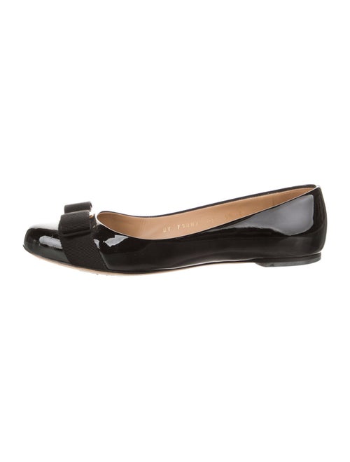 Salvatore Ferragamo Vara Bow Accent Patent Leather Flats