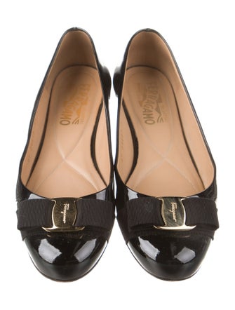 Salvatore Ferragamo Vara Bow Accent Patent Leather Flats