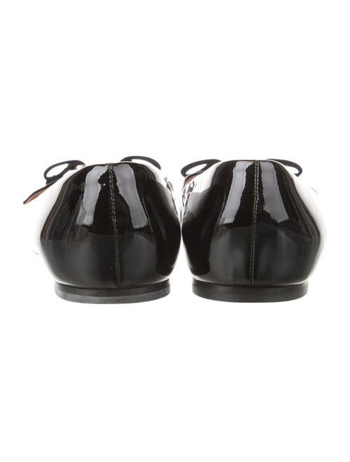 Salvatore Ferragamo Vara Bow Accent Patent Leather Flats