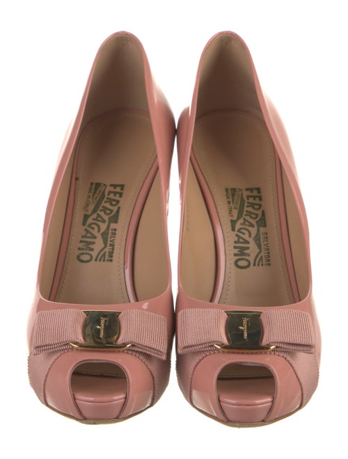 Salvatore Ferragamo Vara Bow Accent Patent Leather Pumps