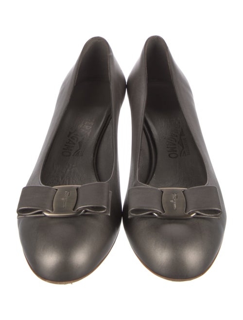 Salvatore Ferragamo Leather Bow Accents Pumps
