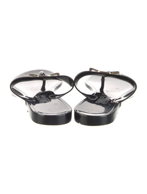 Salvatore Ferragamo Vara Bow Accent Rubber Slides