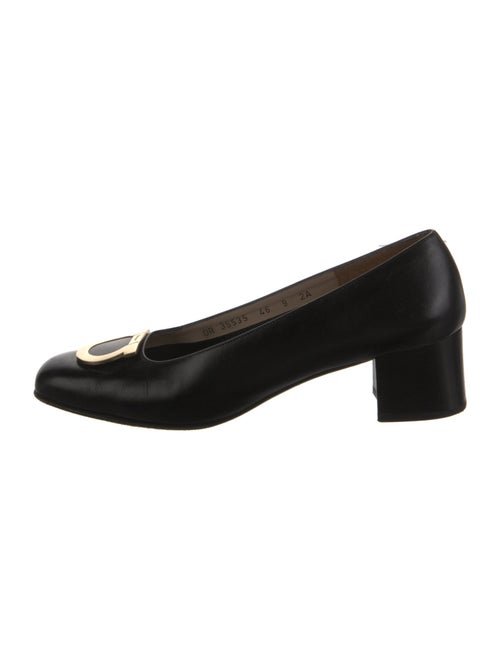 Salvatore Ferragamo Gancini Logo Leather Pumps