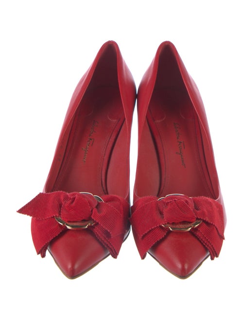 Salvatore Ferragamo Vara Bow Accent Leather Pumps