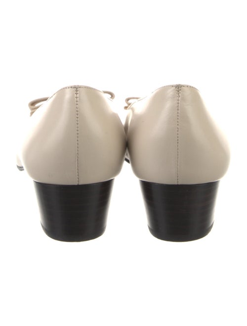 Salvatore Ferragamo Vara Bow Accent Leather Pumps