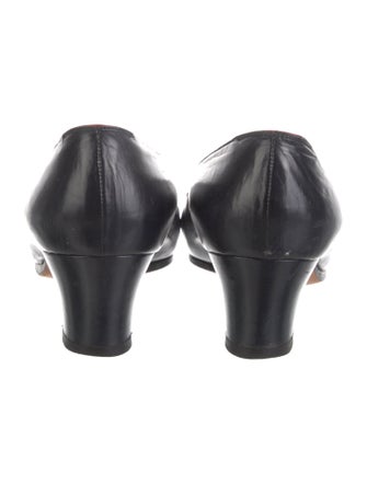 Salvatore Ferragamo Gancini Logo Leather Pumps