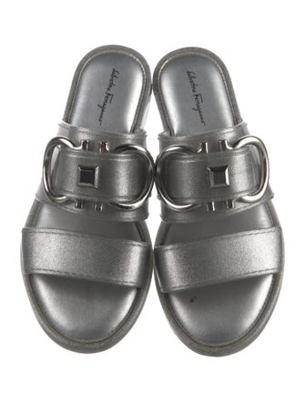 Salvatore Ferragamo Gancini Logo Rubber Slides
