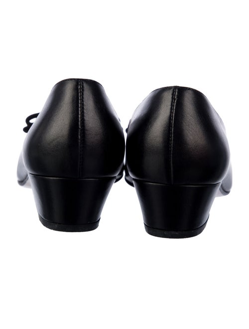 Salvatore Ferragamo Vara Bow Accent Leather Pumps