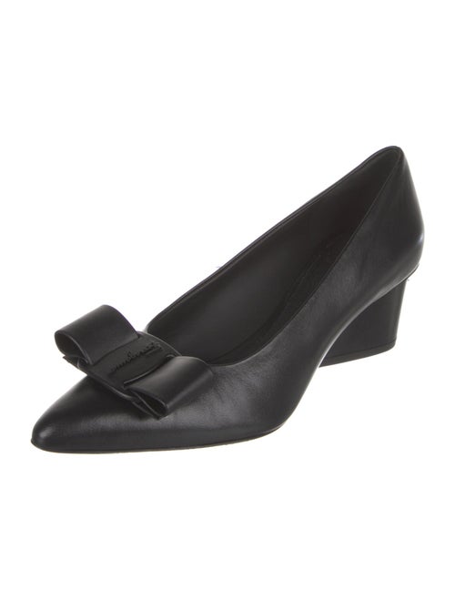 Salvatore Ferragamo Vara Bow Accent Leather Pumps