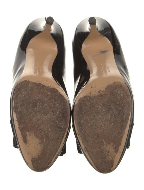 Salvatore Ferragamo Vara Bow Accent Patent Leather Pumps