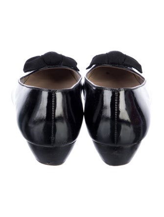 Salvatore Ferragamo Vara Bow Accent Patent Leather Flats