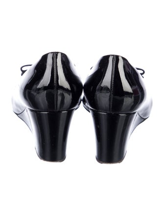 Salvatore Ferragamo Patent Leather Bow Accents Pumps