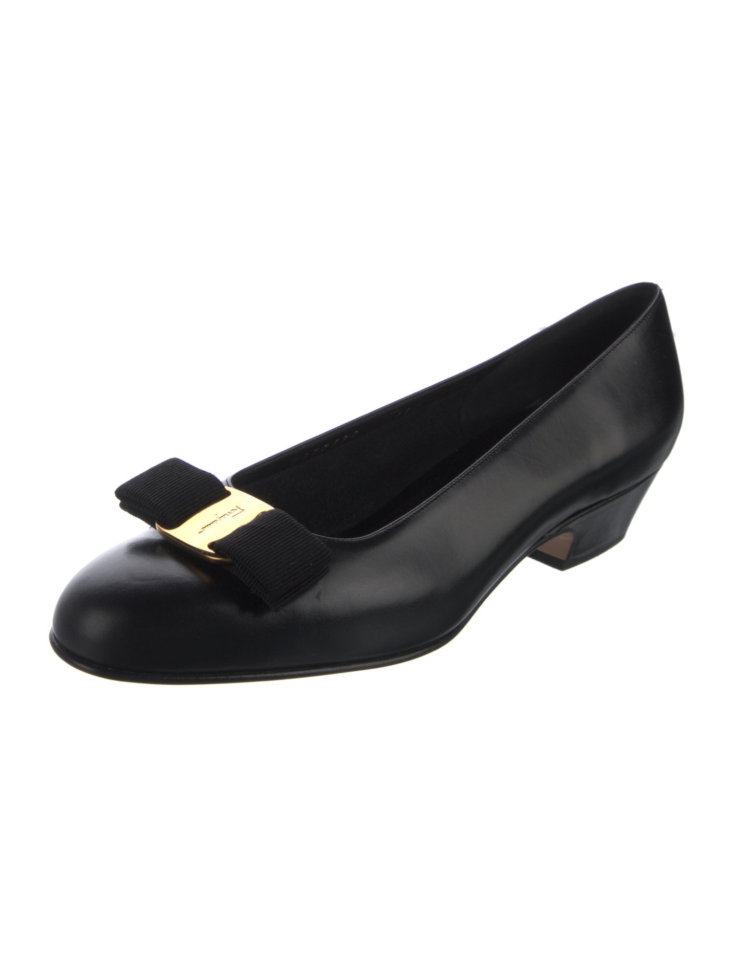 Salvatore Ferragamo Vara Bow Accent Leather Pumps