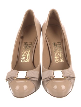 Salvatore Ferragamo Vara Bow Accent Patent Leather Pumps