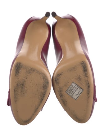 Salvatore Ferragamo Vara Bow Accent Leather Pumps