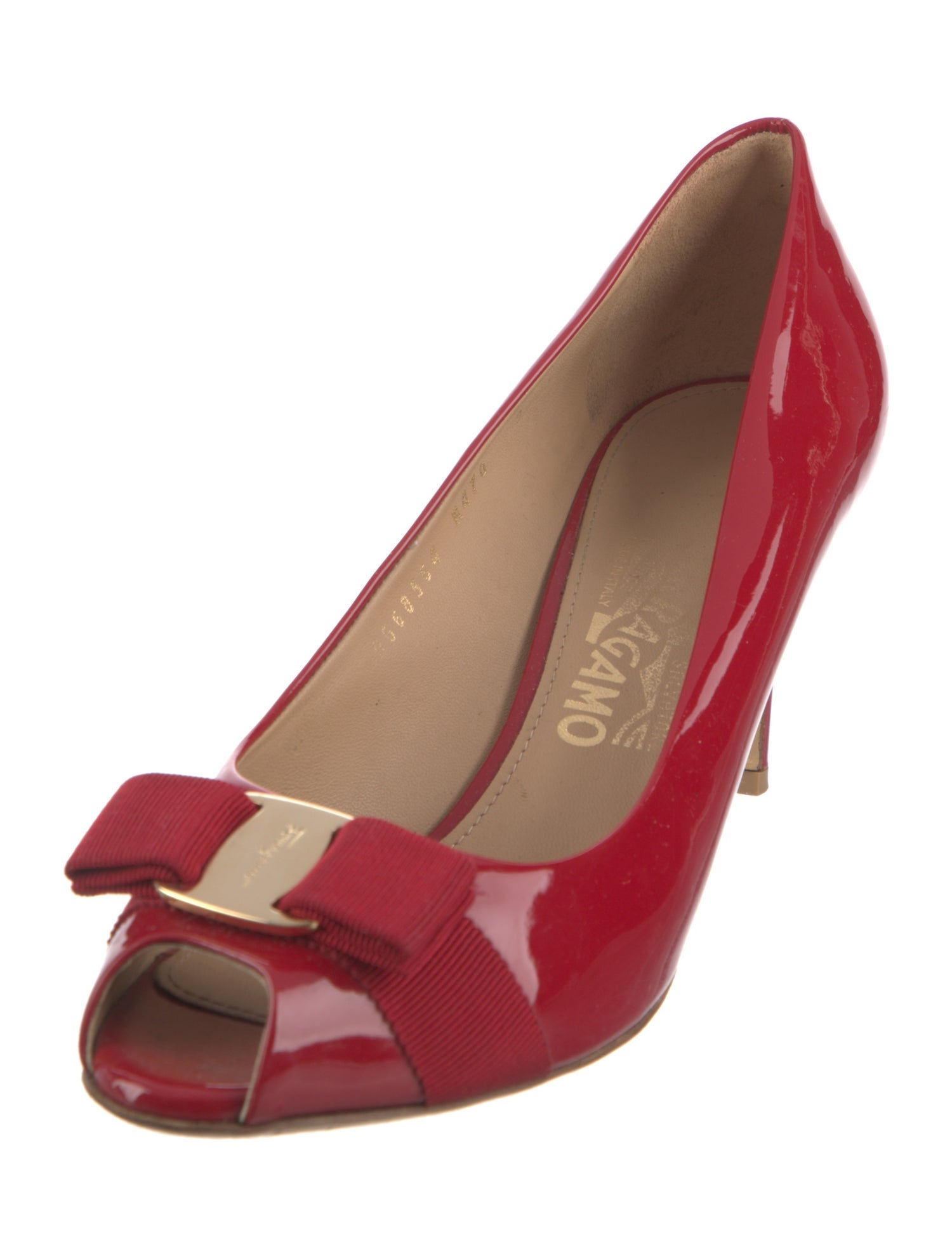 Salvatore Ferragamo Vara Bow Accent Patent Leather Pumps