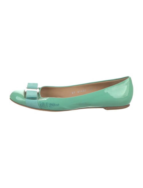 Salvatore Ferragamo Vara Bow Accent Patent Leather Flats