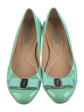 Salvatore Ferragamo Vara Bow Accent Patent Leather Flats