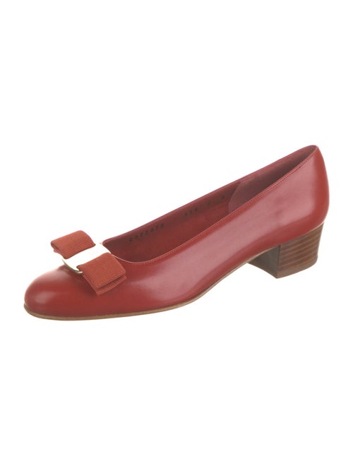 Salvatore Ferragamo Vara Bow Accent Leather Flats