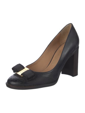 Salvatore Ferragamo Vara Bow Accent Leather Pumps