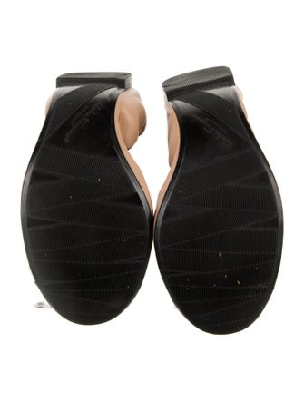 Salvatore Ferragamo Vara Bow Accent Leather Ballet Flats